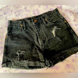 Wrangler distressed cut off shorts